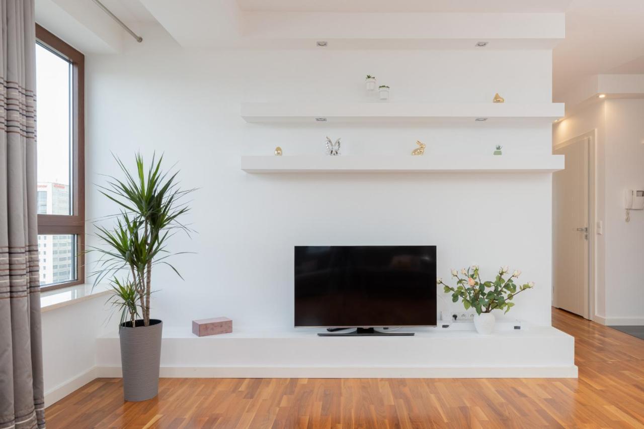 Atelier Residence Apartment By Noclegi Renters Варшава Экстерьер фото